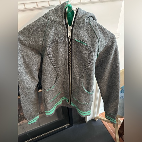 lululemon athletica Gray and Green full zip scuba Hoodie - Picture 9 of 14